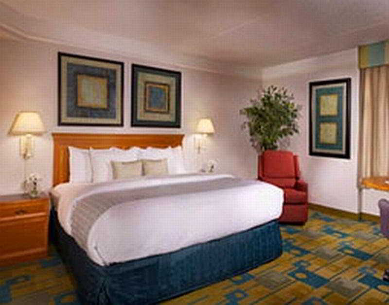 La Quinta By Wyndham Worth View Hotel Fort Worth